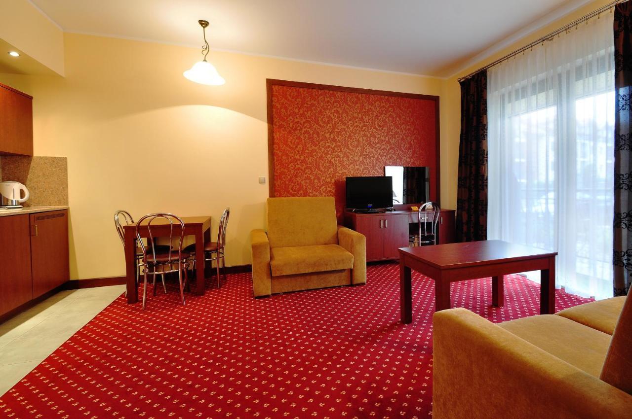 Apartamenty Continental Krynica Morska Ngoại thất bức ảnh